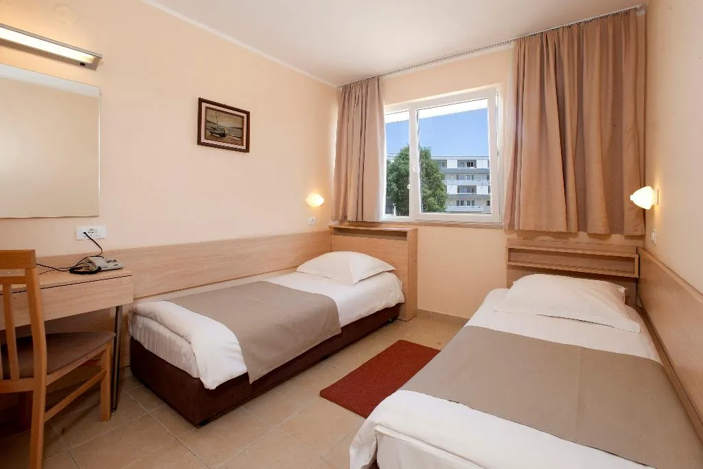 TWIN STANDARD Room, Hotel Delfin Plava Laguna, Istria