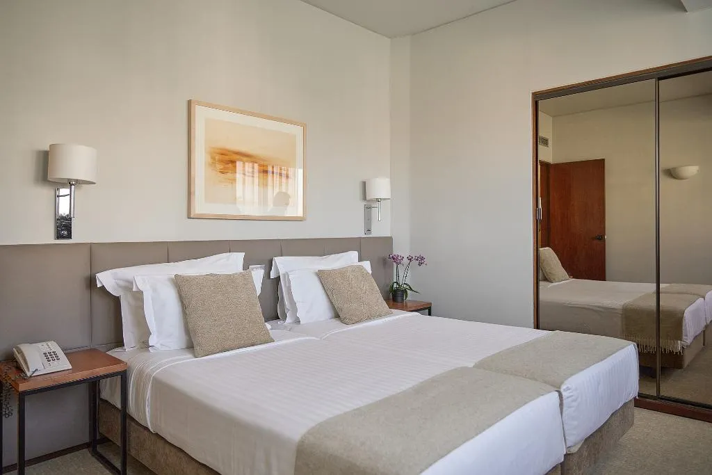 Double or Twin DELUXE Room, Dom Carlos Park, Lisbon