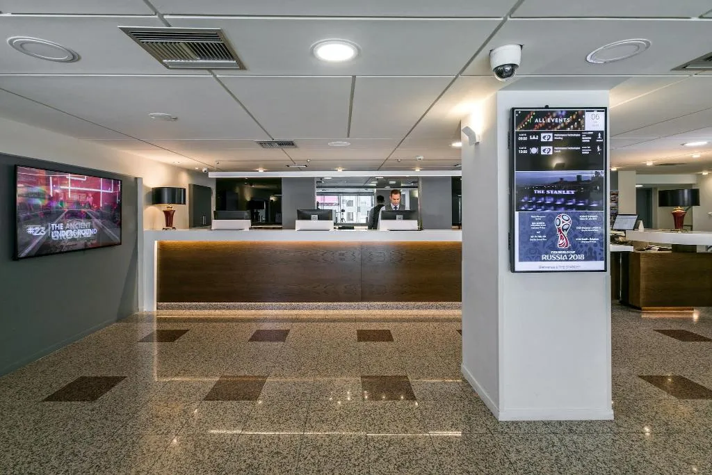 Lobby, Stanley, Athens