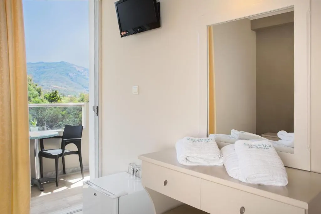 TWIN TWO BEDS Room, Kalamaki Beach Zakynthos, Zante
