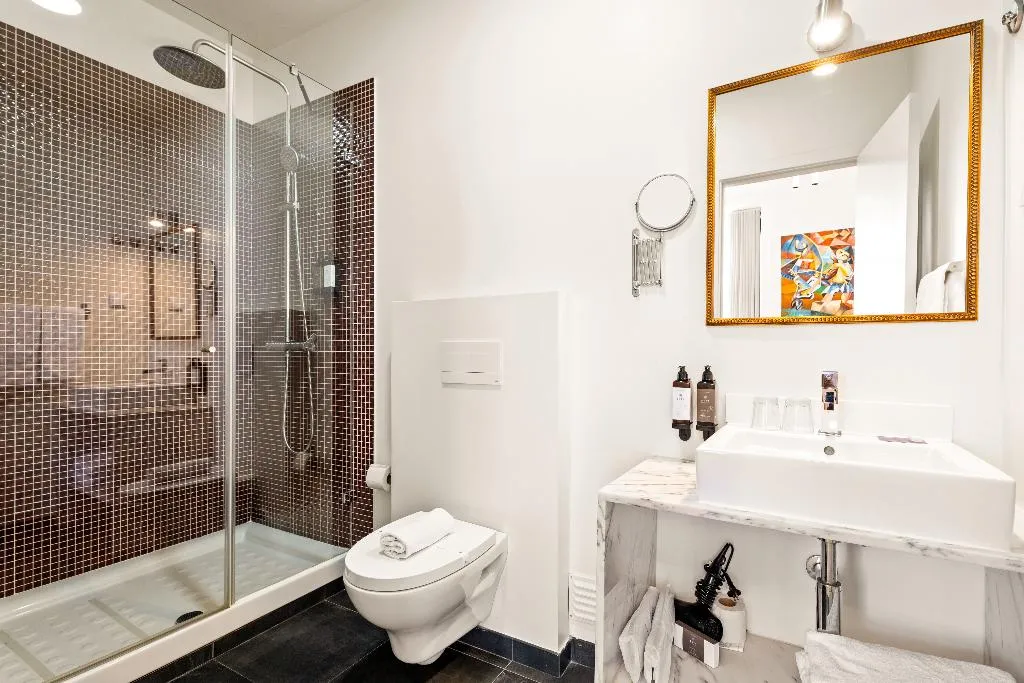 Double or Twin ONE BEDROOM ONE BATHROOM Room, Tesouro Da Baixa By Shiadu, Lisbon