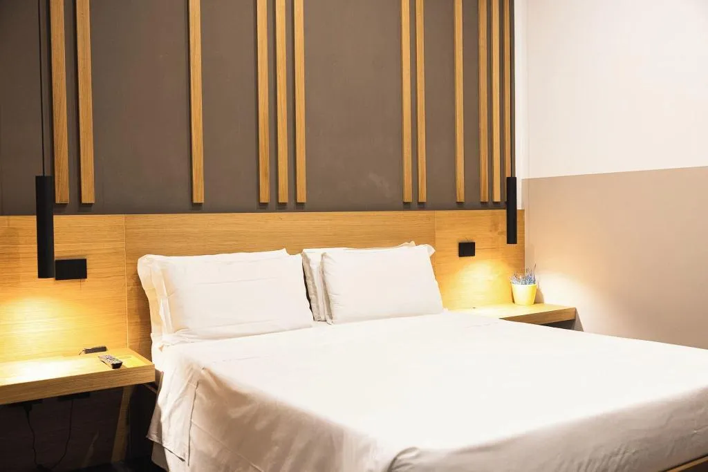 Room, Hotel Central Lodge, Naples