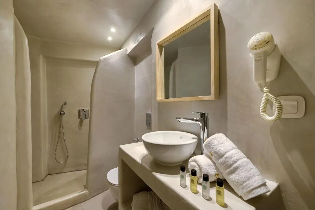 Room, Iriana Suites, Santorini