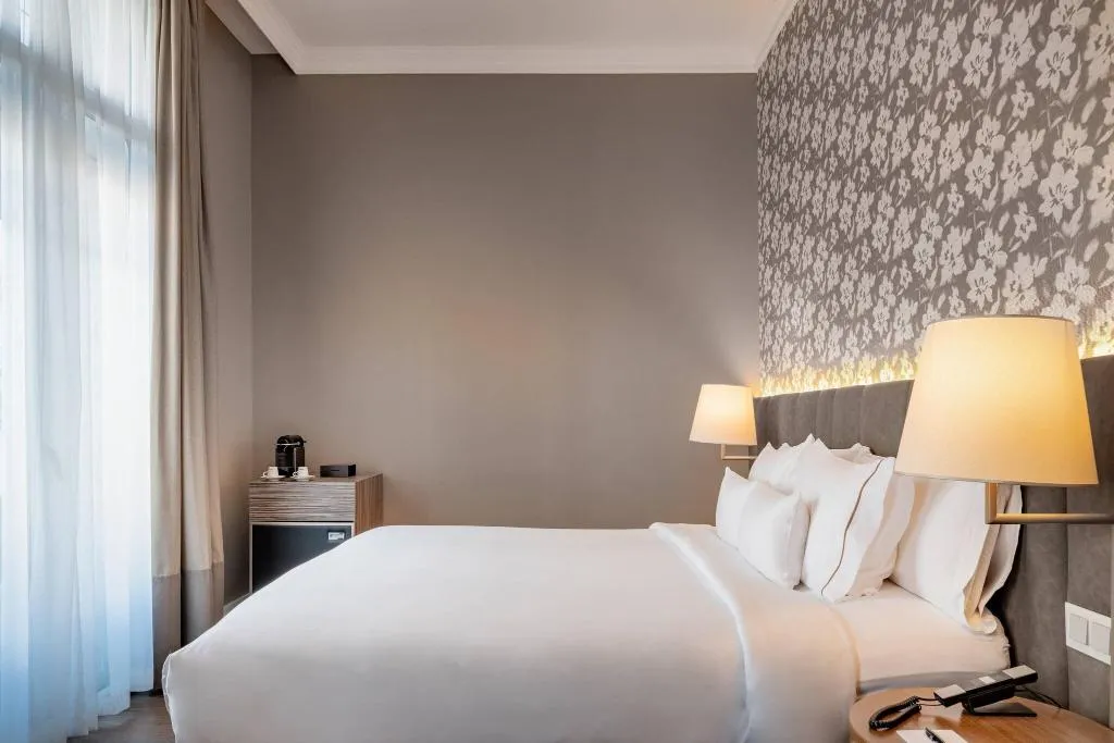 Room, AC Hotel Palacio del Retiro Autograph Collection, Madrid