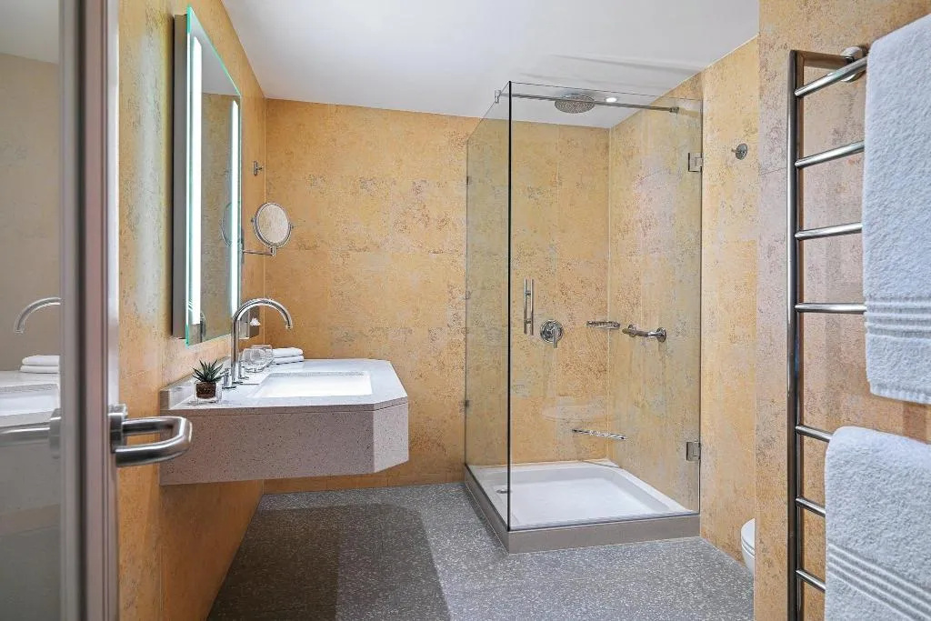 SUITE EXECUTIVE Room, Marriott Malta Hotel & Spa, Malta