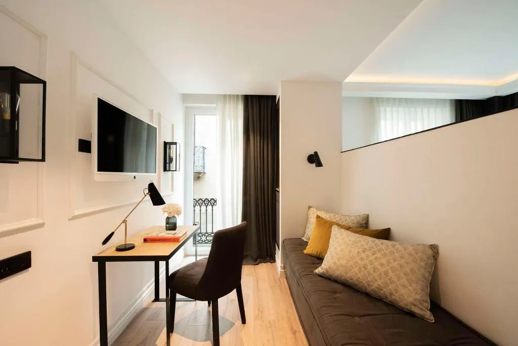 Room, The Serras Hotel Barcelona, Barcelona