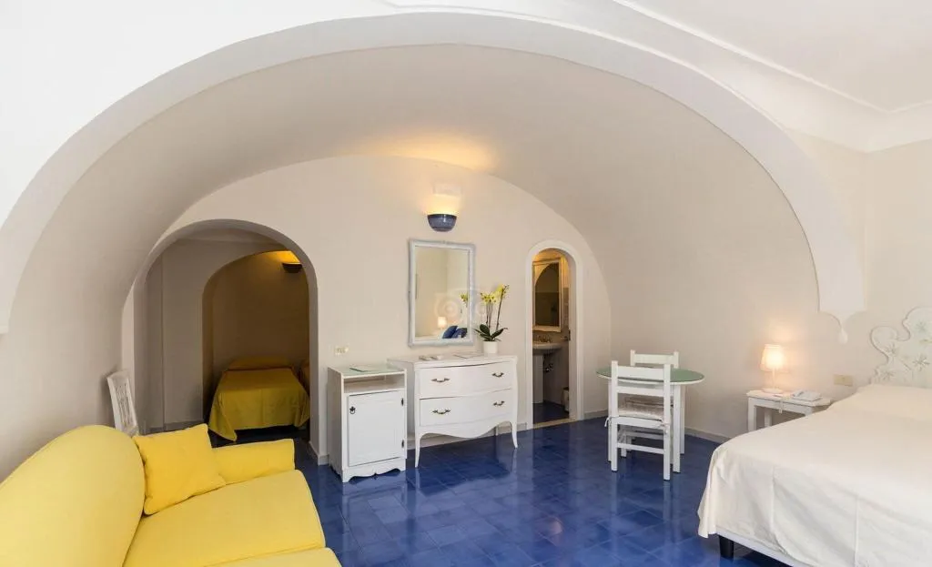 Room, Villa La Tartana, Naples