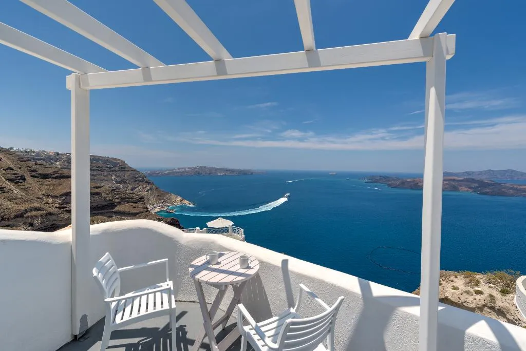 Room, Caldera Butterfly Villas, Santorini
