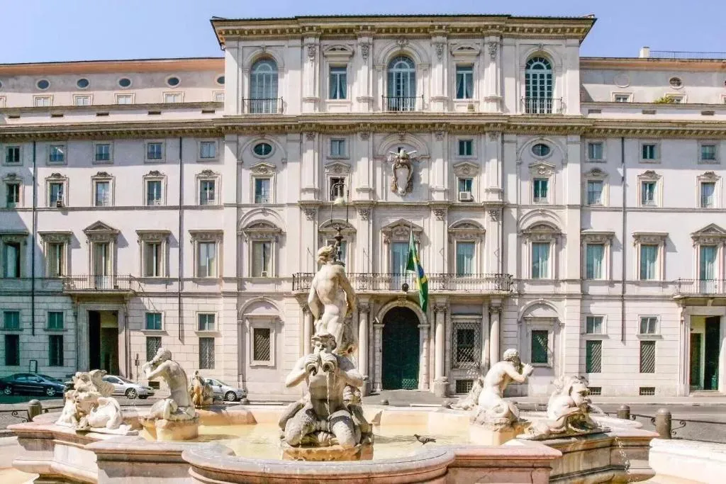 General view, Regola Suite, Rome