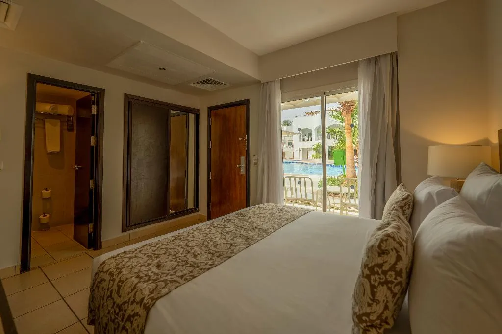 DOUBLE POOL VIEW Room, JAZ Neo Sharks Bay, Red Sea Riviera