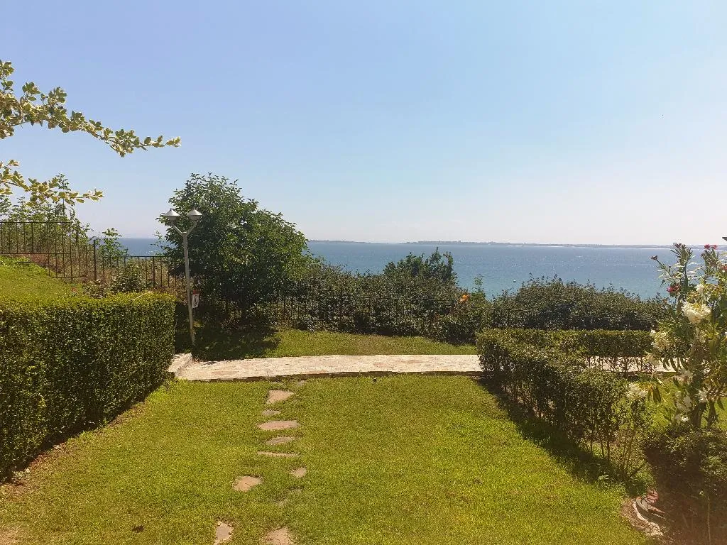 STUDIO SEA VIEW Room, DOLCE VITA Apart Complex, Bourgas