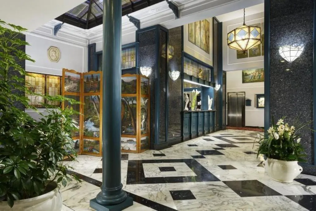Lobby, Berchielli, Florence