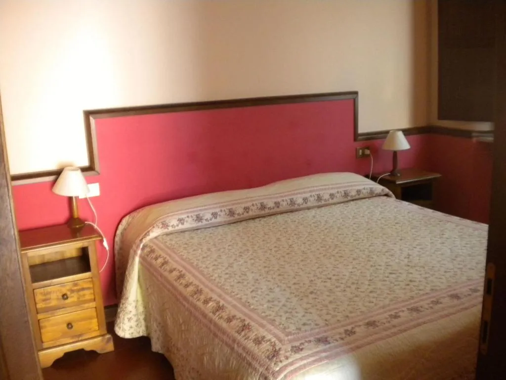 Room, Poggio Degli Olivi, Perugia