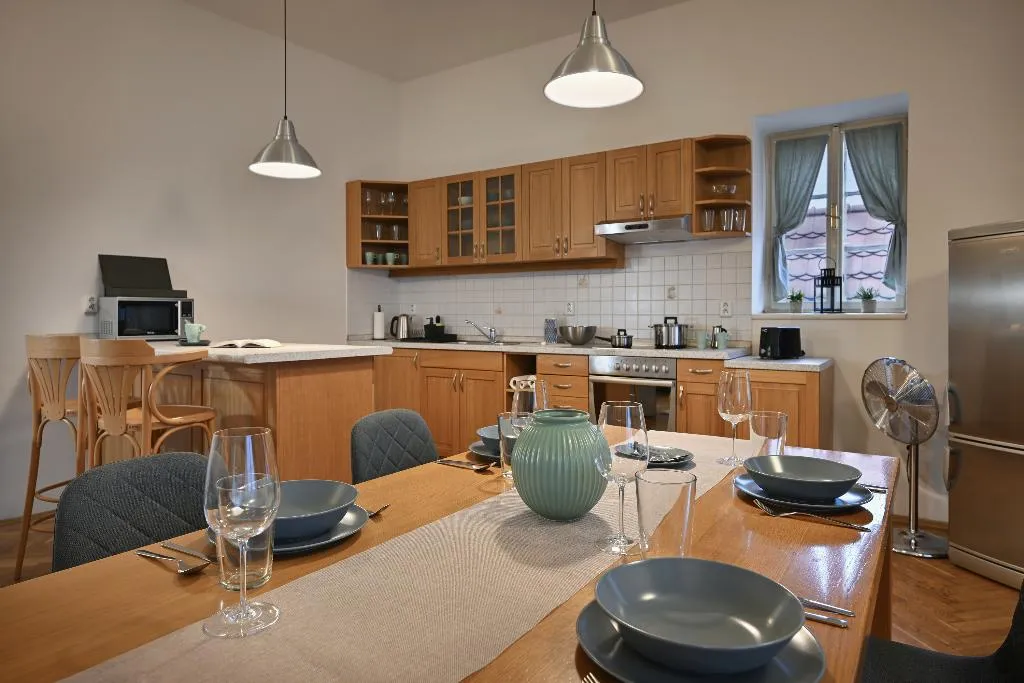 APARTMENT DUPLEX Room, Boutique Apartments White Swan, Prague