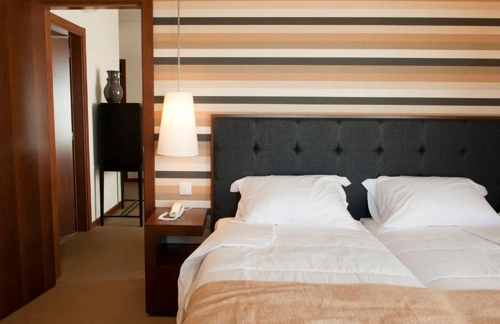 FAMILY ROOM STANDARD Room, Grande Hotel do Luso, Porto