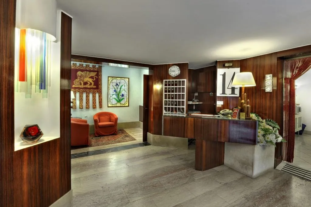 Lobby, Hotel Caprera, Venice