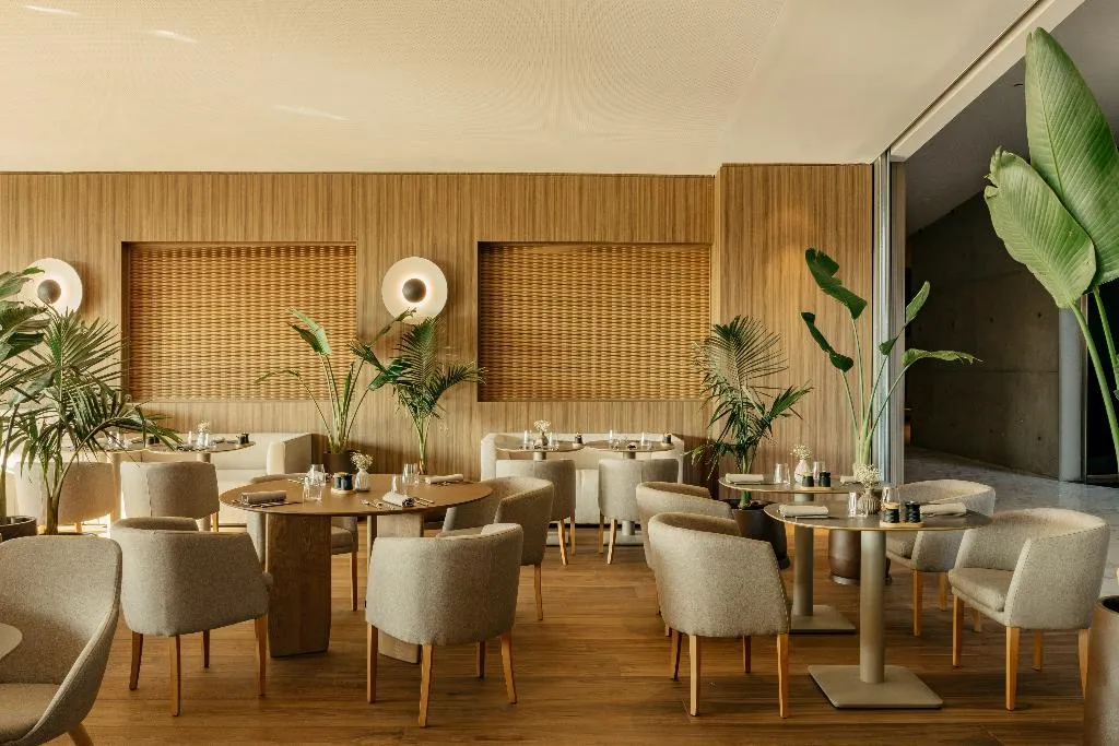 Restaurant, Torre Melina Gran Melia, Barcelona