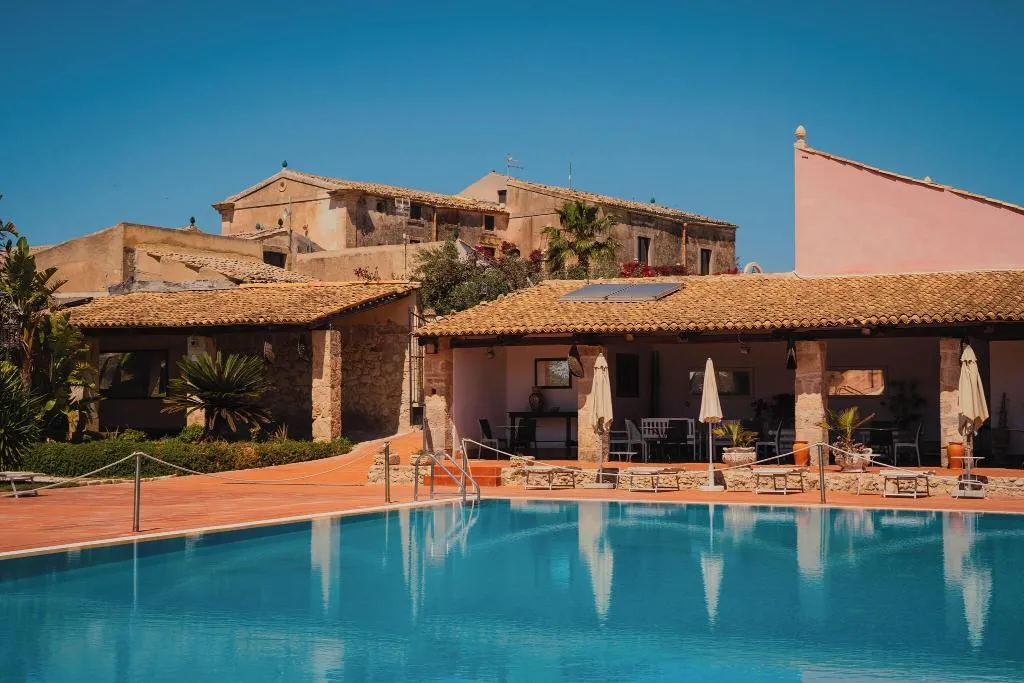 Pool, Villa Giulia Agriturismo, Catania