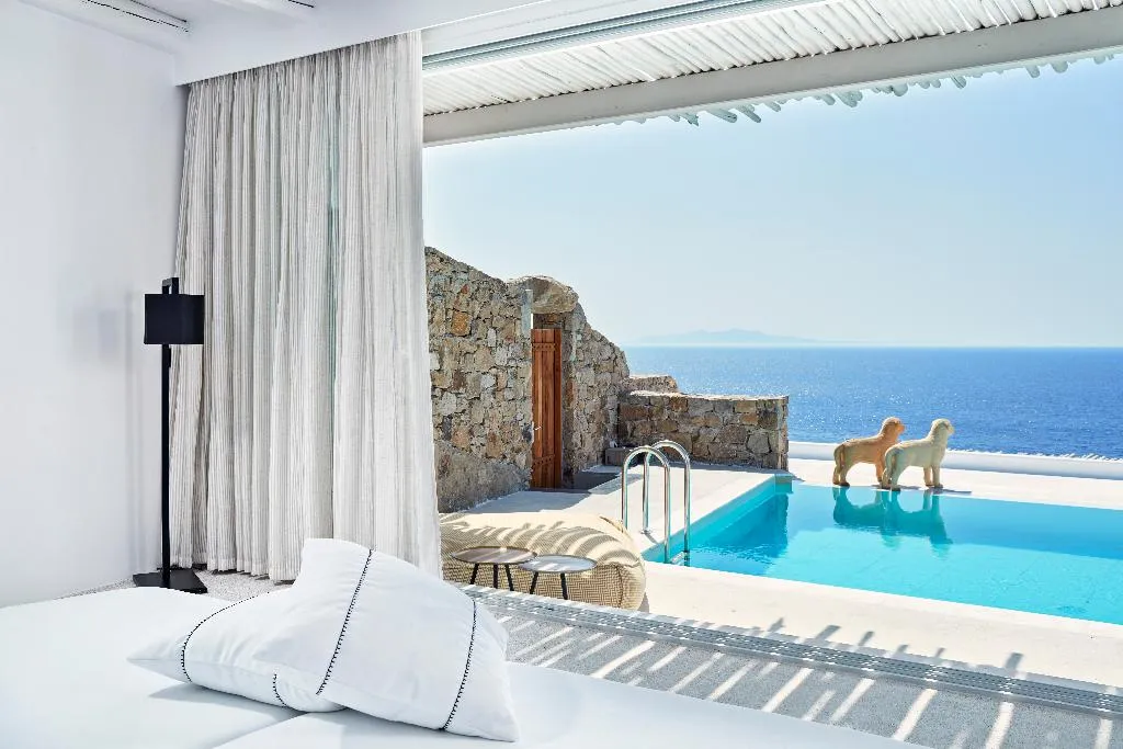 SUITE GRAND Room, Royal Myconian - Leading Hotels of the World, Mykonos
