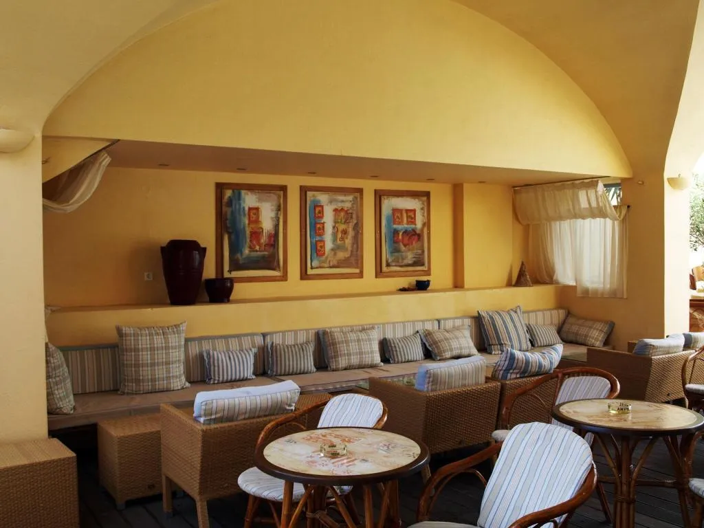 Lobby, Levante Beach, Santorini