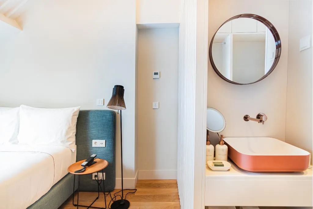 DOUBLE SUPERIOR Room, The Lince Santa Clara, Porto