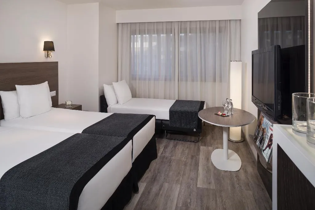 Room, Melia Lebreros, Seville