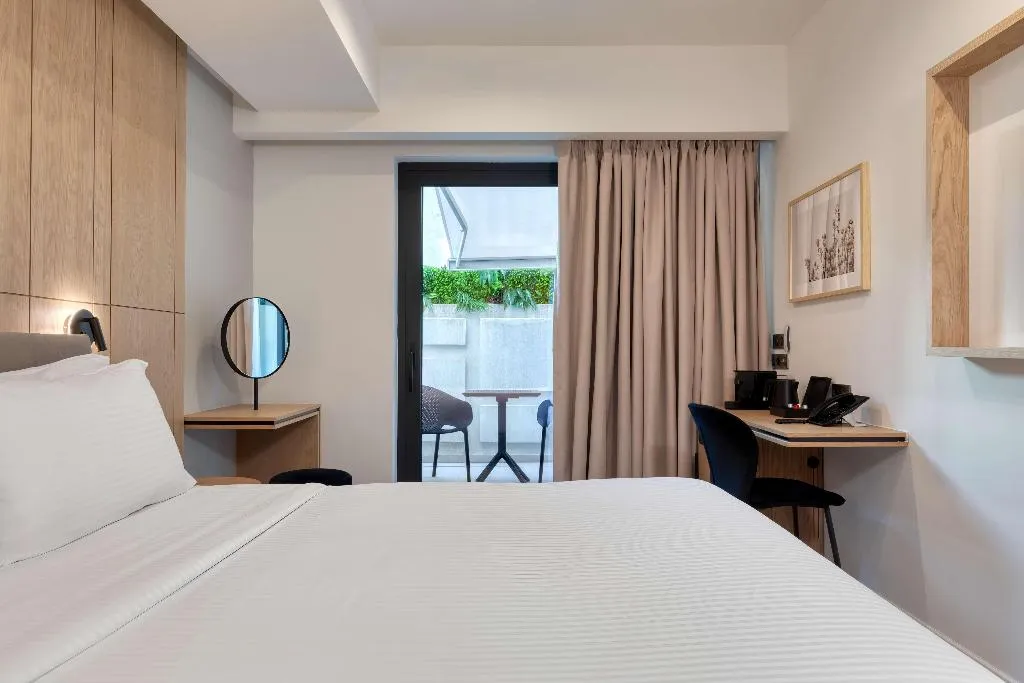 DOUBLE QUEEN SIZE BED Room, Hilton Garden Inn Athens Syggrou Avenue, Athens