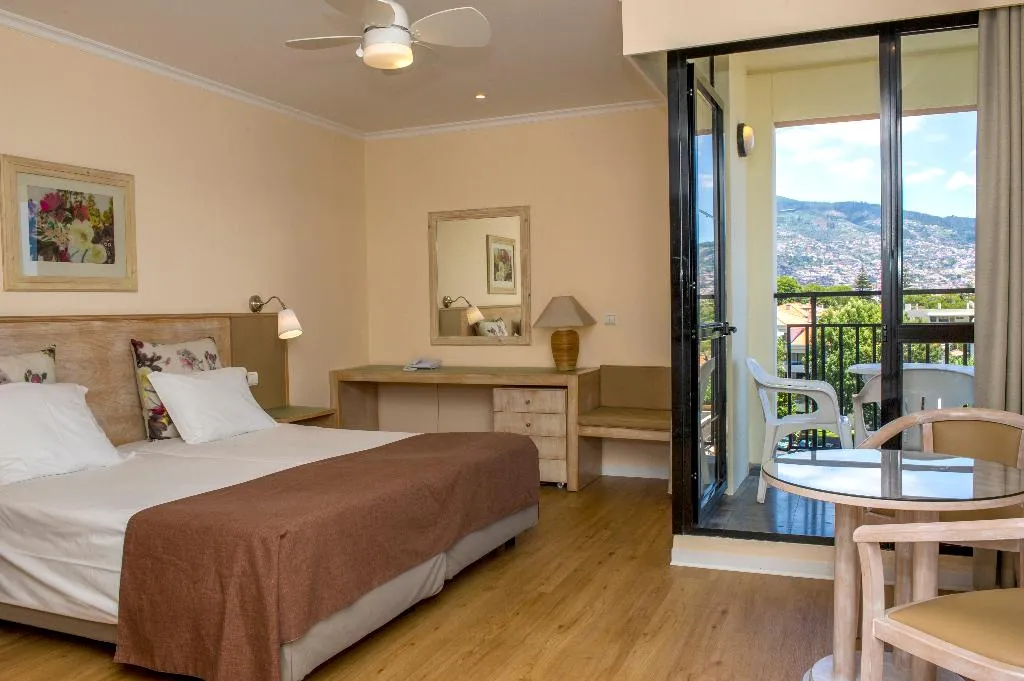 STUDIO SEA VIEW Room, Buganvilia Studio Hotel, Madeira