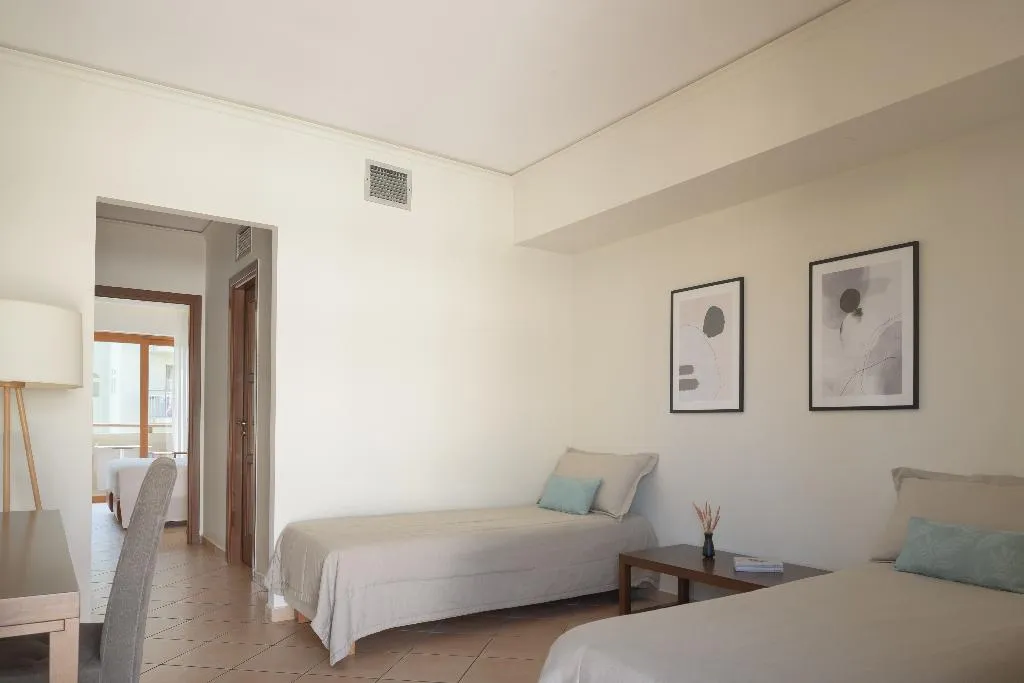 FAMILY ROOM STANDARD Room, Theartemis Palace, Crete