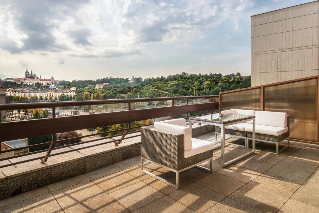 Terrace, The President, Prague