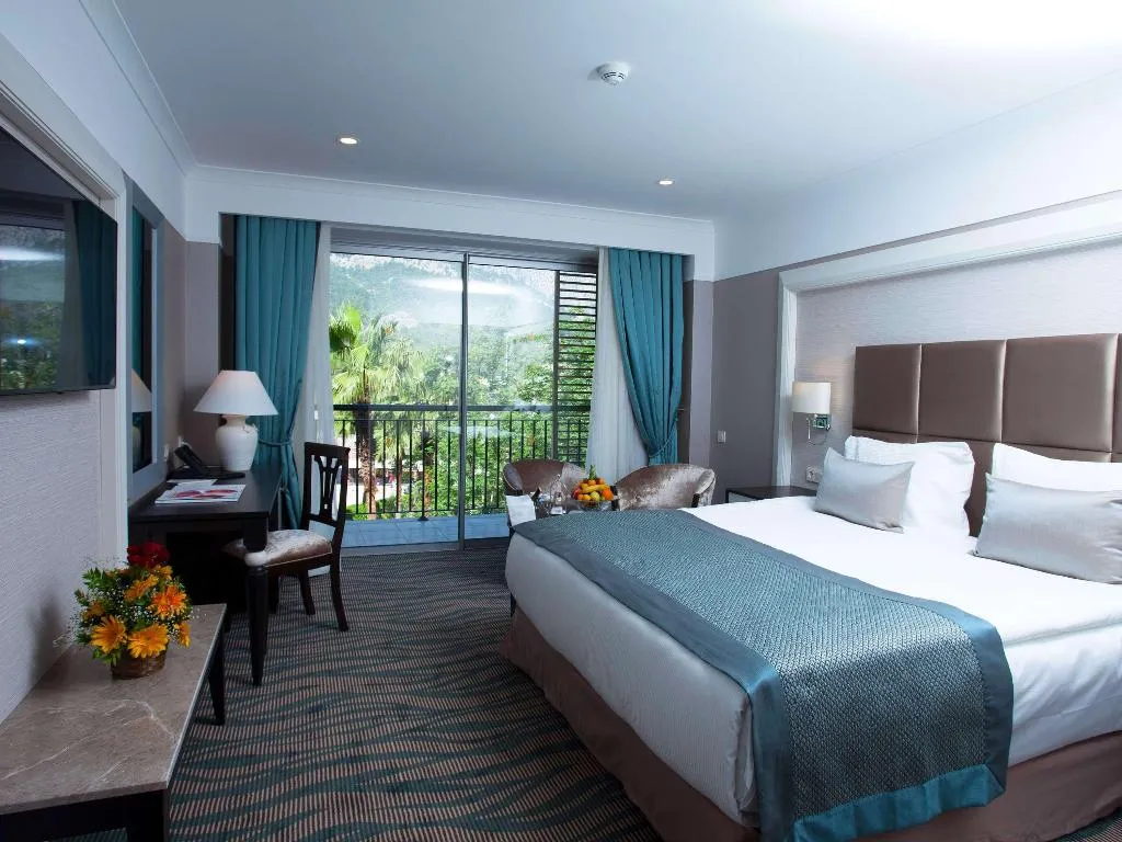 DOUBLE CLASSIC MOUNTAIN VIEW Room, TUI Magic Life Rixos Beldibi +16, Antalya