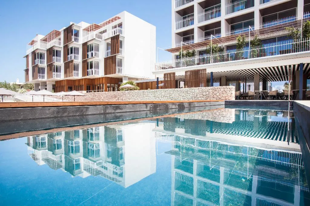 Pool, Ocean Drive Talamanca, Ibiza