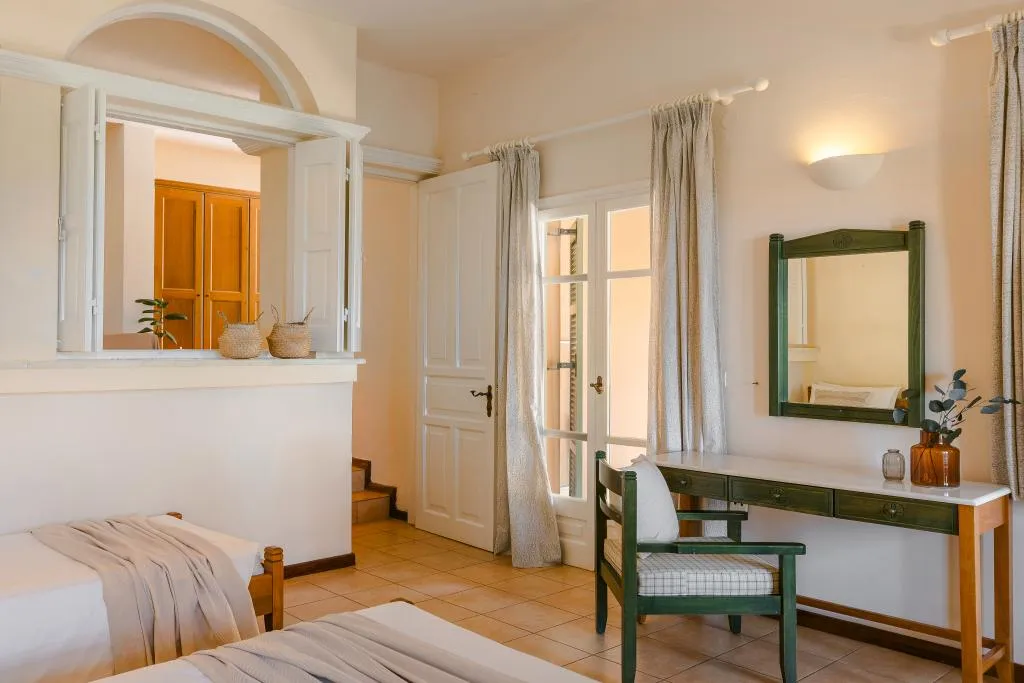 FAMILY ROOM SEA VIEW Room, Century Resort, Corfu