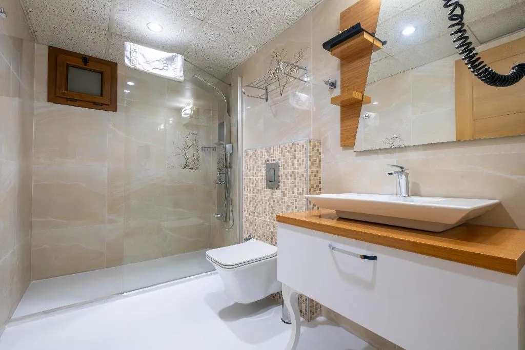 JUNIOR SUITE STANDARD Room, Hotel Bulvar, Izmir