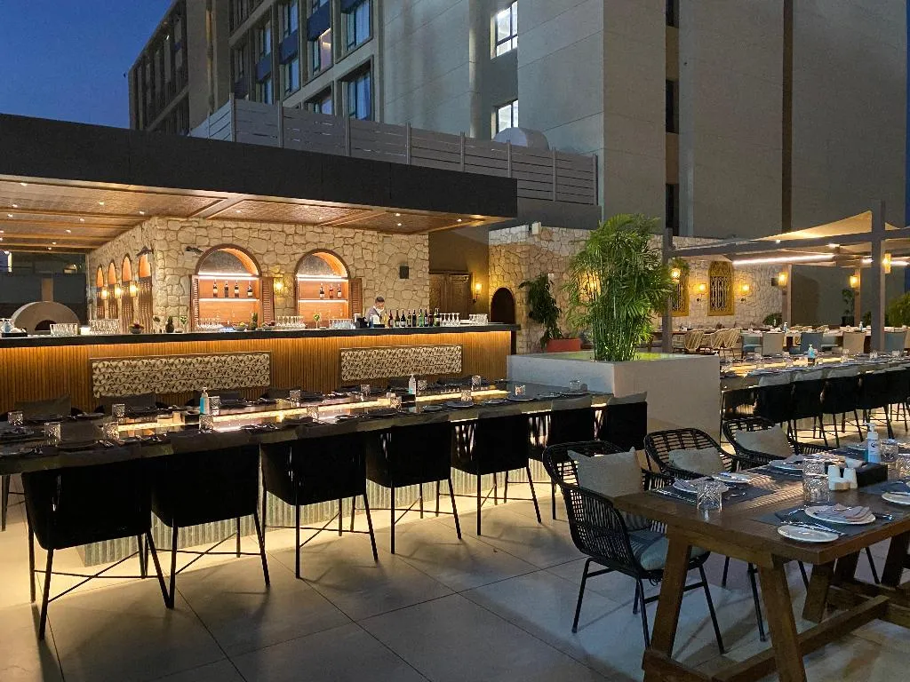 Restaurant, Crowne Plaza West Cairo - Arkan, Cairo