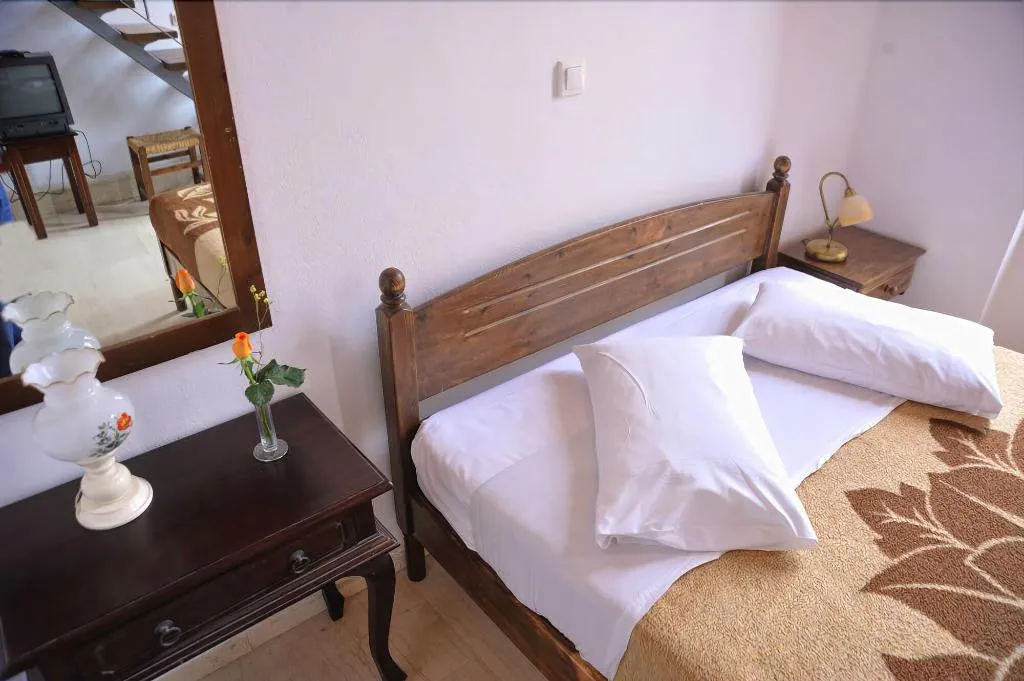 Room, Byzantine Hotel, Crete