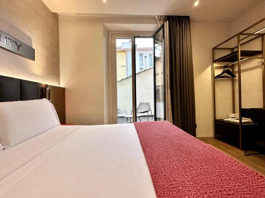 DOUBLE DELUXE WITH TERRACE Room, The Market Urban Hotel, Florence