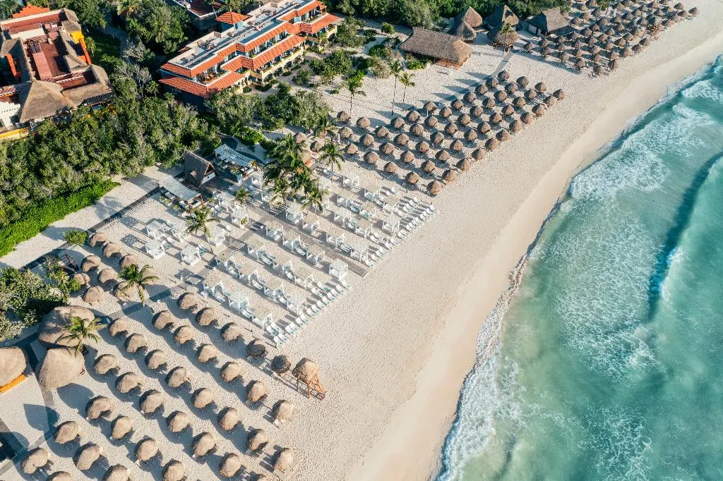 Beach, Iberostar Waves Paraiso Beach All Inclusive, Cancun Area