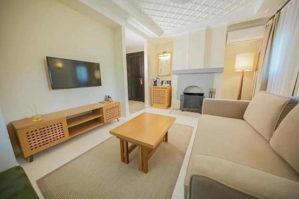 DOUBLE SUPERIOR KING BED Room, Nuup Hotel, Dalaman
