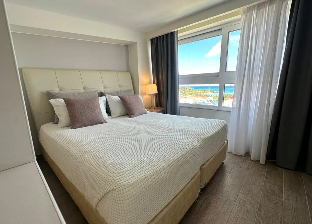 JUNIOR SUITE CAPACITY 5 Room, Faedra Beach, Crete