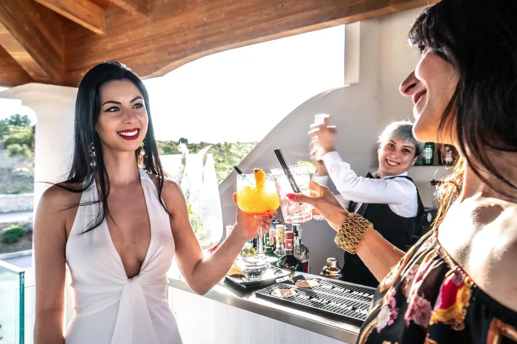 Bar, Grande Baia Resort & Spa, Olbia