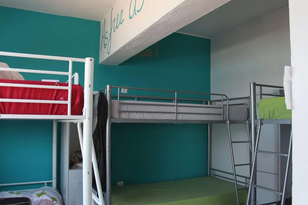 Room, Faro Beach Life Hostel, Algarve