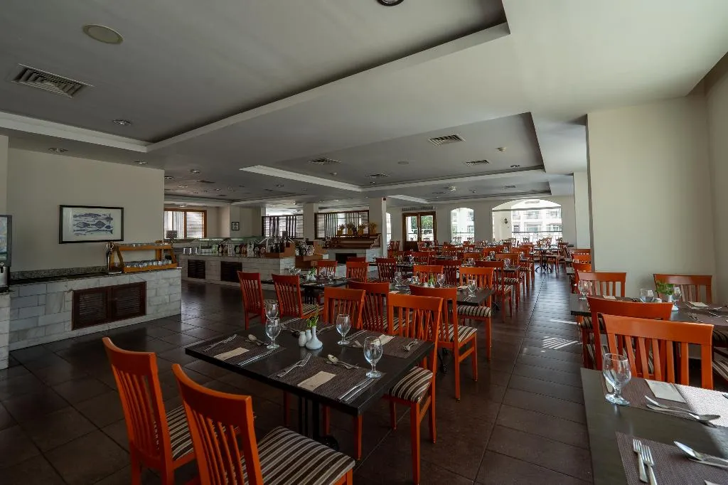 Bar, JAZ Neo Sharks Bay, Red Sea Riviera