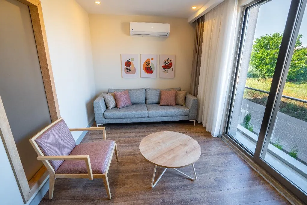 FAMILY ROOM DELUXE Room, Lara Mari̇Ne Homes, Antalya