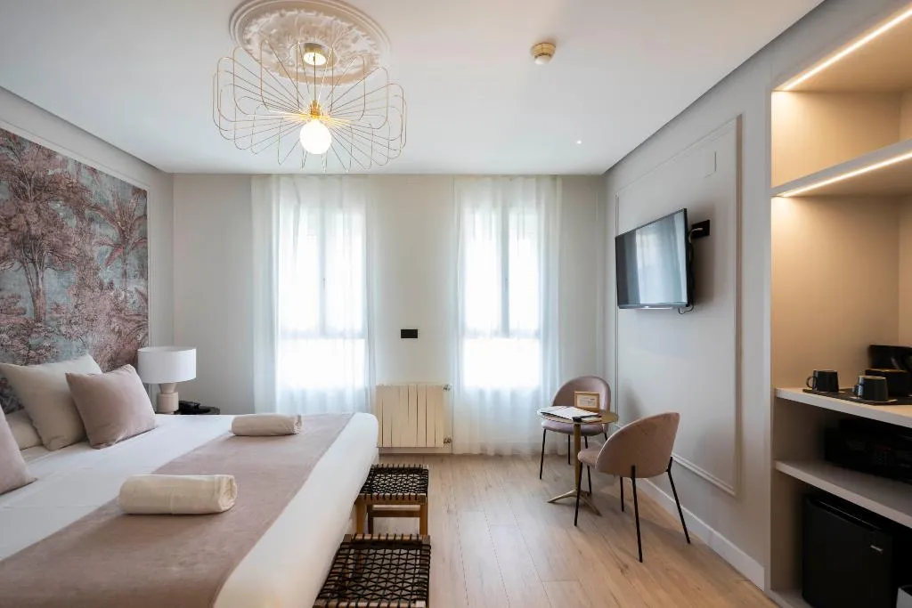 Double or Twin SUPERIOR Room, YOU & CO. J. Botánico Boutique, Valencia