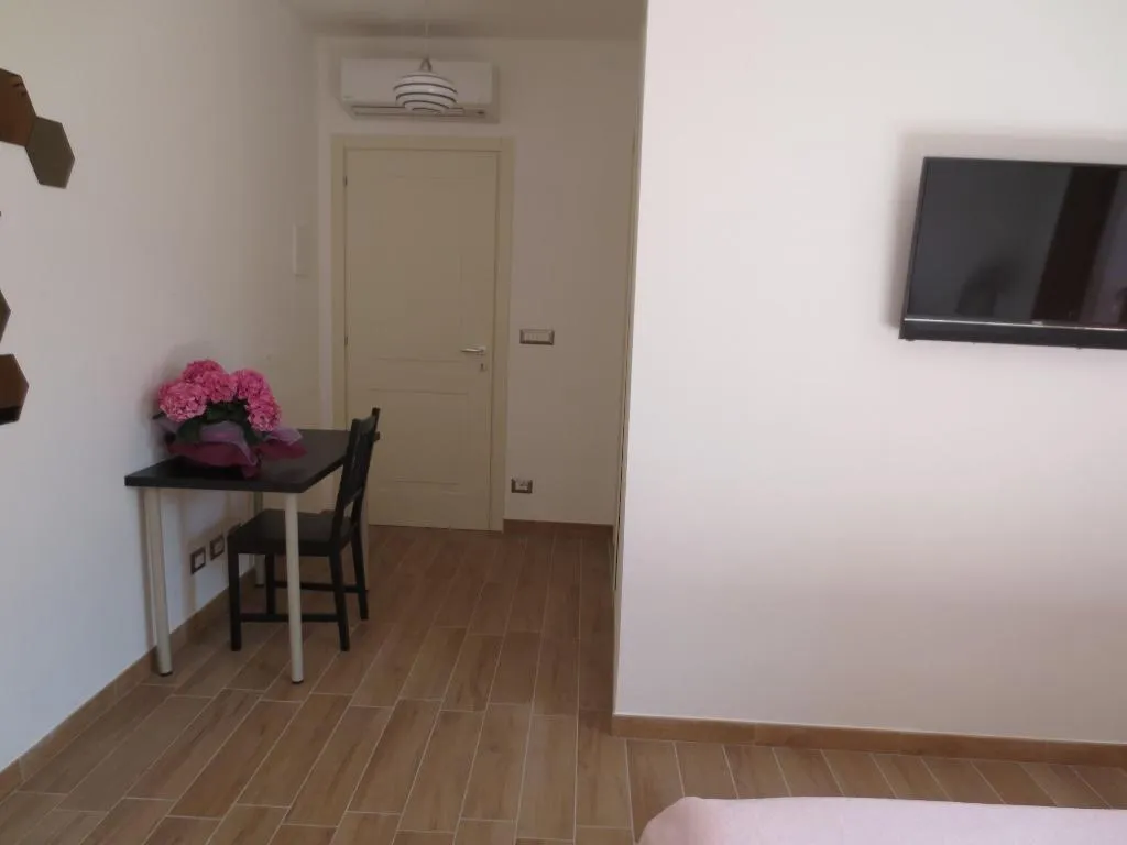 Room, B&B Vergilia, Catania