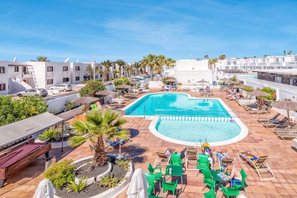 Pool, Apartamentos LIVVO Oasis, Lanzarote