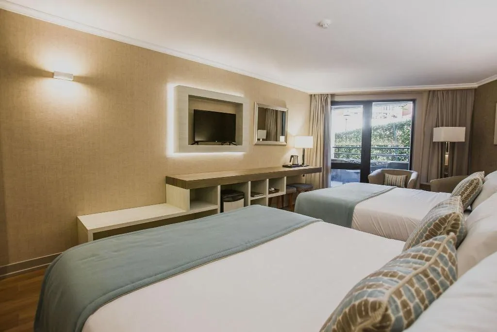FAMILY ROOM TWO DOUBLE BEDS Room, Enotel Lido All Inclusive, Madeira