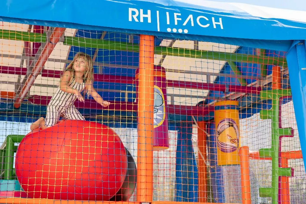 Sports and Entertainment, RH Ifach, Costa Blanca