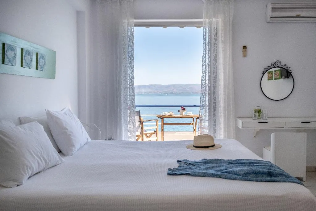 STUDIO SEA VIEW Room, Meli Apartments & Villas, Kalamata